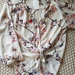 H&M  NWT  ivory sheer floral blouse